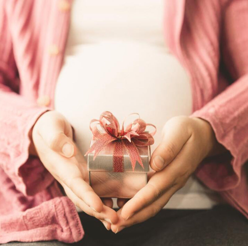 Thoughtful Gifts for New Moms: Creating the Perfect Postpartum Care Package
